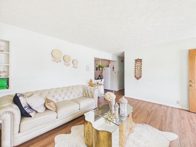 5551 Meadowood Drive, Indianapolis, IN 46224