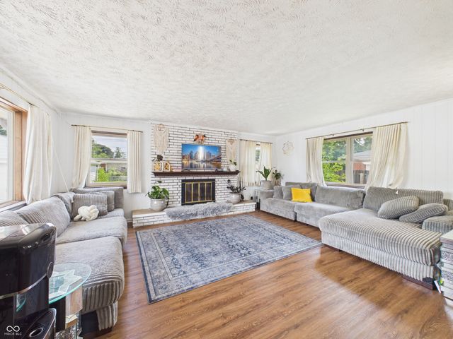 5551 Meadowood Drive, Indianapolis, IN 46224
