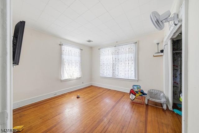 355 W Scott Ave, Rahway City, NJ 07065