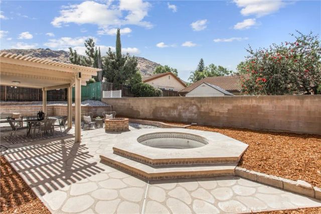 22799 De Soto, Grand Terrace, CA 92313