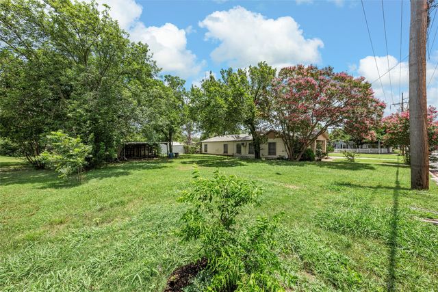 1320 S 26th Street, Waco, TX 76706