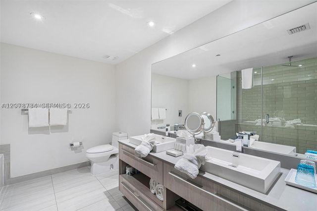 4010 S Ocean Dr R2507, Hollywood, FL 33019