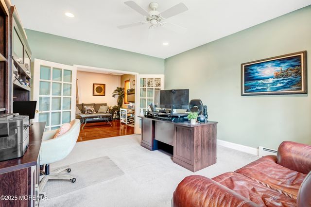 732 Wellington Avenue, Toms River, NJ 08757