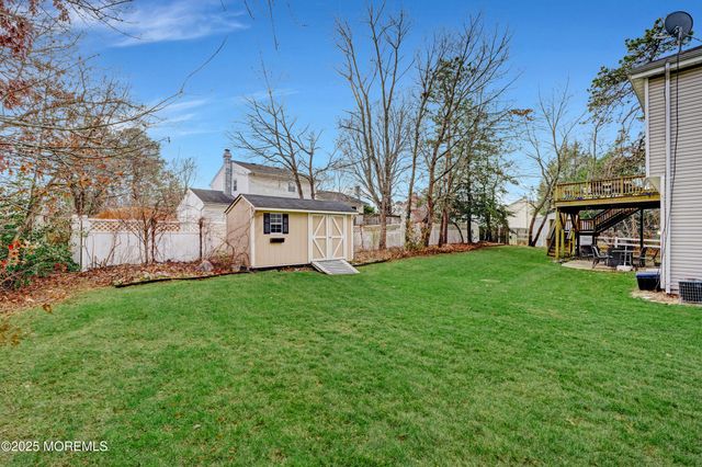 732 Wellington Avenue, Toms River, NJ 08757