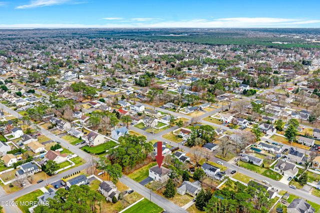 732 Wellington Avenue, Toms River, NJ 08757