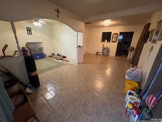 1706 SANTA RITA, San Antonio, TX 78214