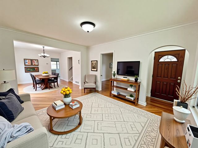 2111 N 75th Court, Elmwood Park, IL 60707