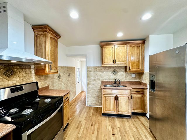 2111 N 75th Court, Elmwood Park, IL 60707