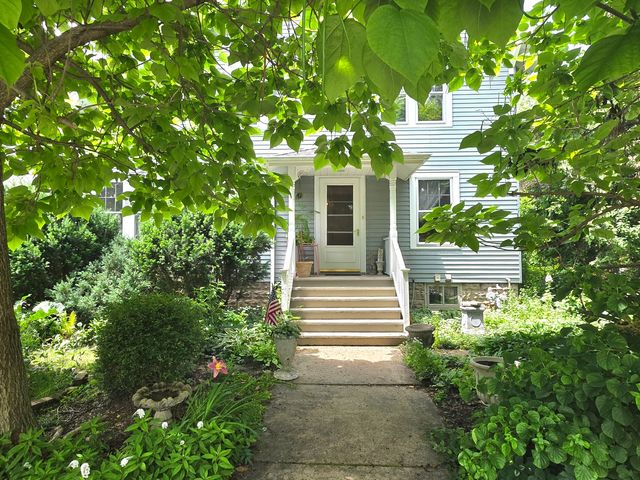 138 Hickory Street, Frankfort, IL 60423