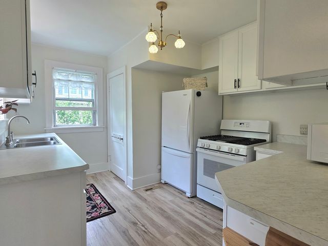 138 Hickory Street, Frankfort, IL 60423