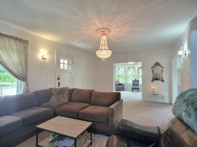 138 Hickory Street, Frankfort, IL 60423