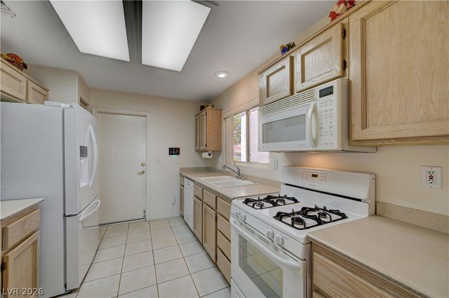 10625 Mission Lakes Avenue, Las Vegas, NV 89134