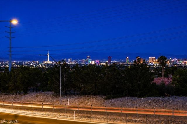 10625 Mission Lakes Avenue, Las Vegas, NV 89134