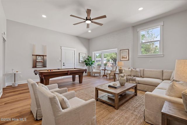 345 Scottsdale Drive, Wilmington, NC 28411