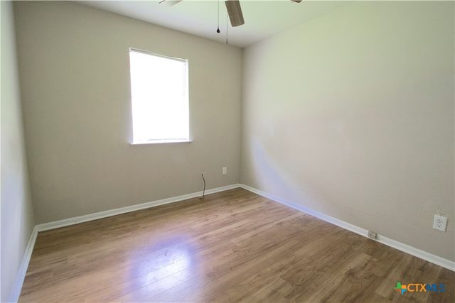 802 E Irvin Avenue, Temple, TX 76501