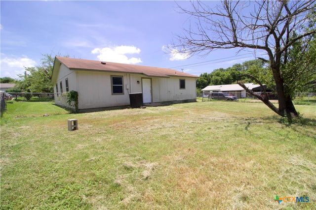 802 E Irvin Avenue, Temple, TX 76501