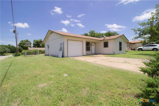 802 E Irvin Avenue, Temple, TX 76501