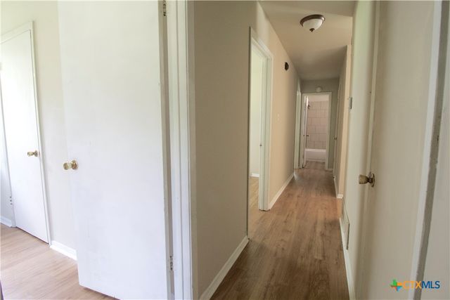 802 E Irvin Avenue, Temple, TX 76501
