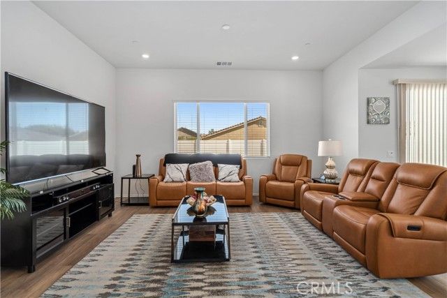 45628 E Rachel Avenue, Lancaster, CA 93535