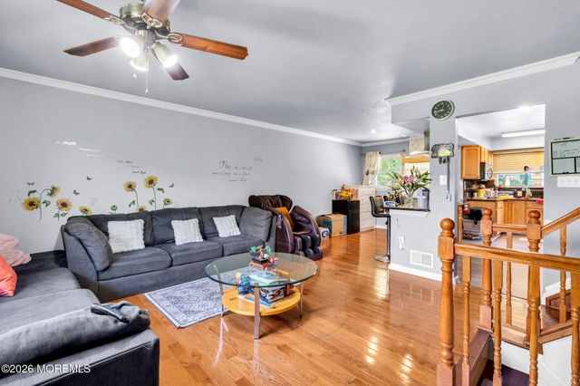 12 Albany Avenue, Jackson, NJ 08527