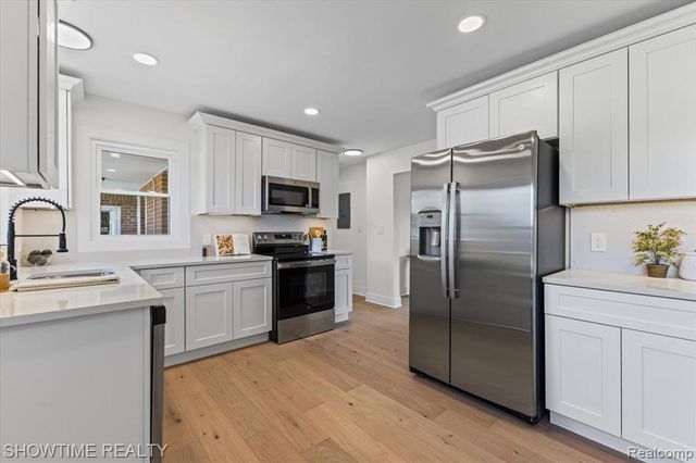 25275 Ormond Drive, Southfield, MI 48033