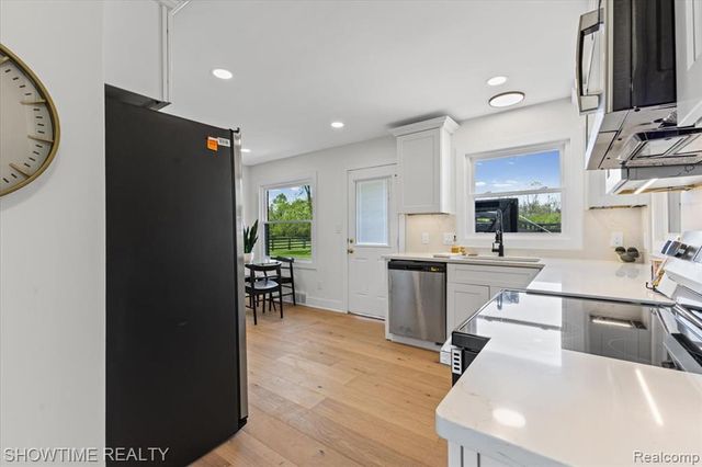 25275 Ormond Drive, Southfield, MI 48033