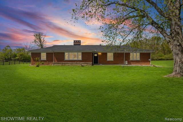 25275 Ormond Drive, Southfield, MI 48033
