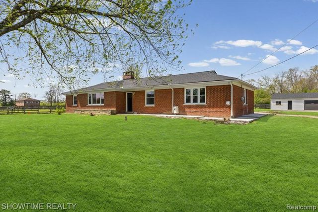 25275 Ormond Drive, Southfield, MI 48033