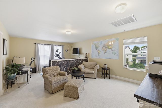 305 Lynnwood Avenue SE, Renton, WA 98056