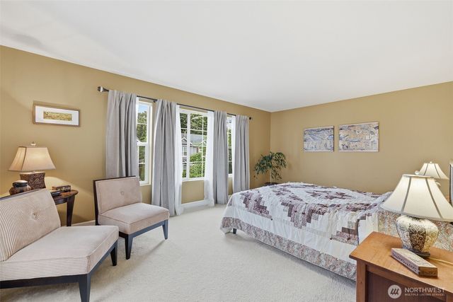 305 Lynnwood Avenue SE, Renton, WA 98056