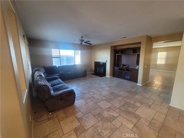 12380 Domingo, Victorville, CA 92392