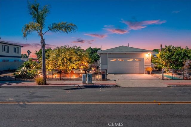 1330 Bush Street, Oceanside, CA 92058
