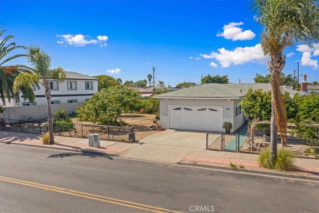 1330 Bush Street, Oceanside, CA 92058
