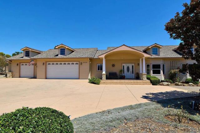 20125 Colina Encantada Way, Escondido, CA 92029