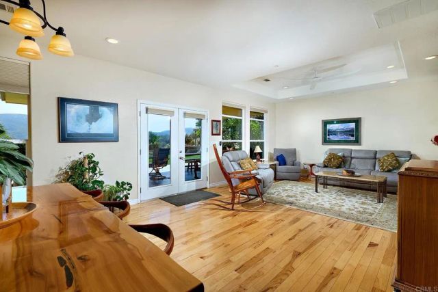 20125 Colina Encantada Way, Escondido, CA 92029