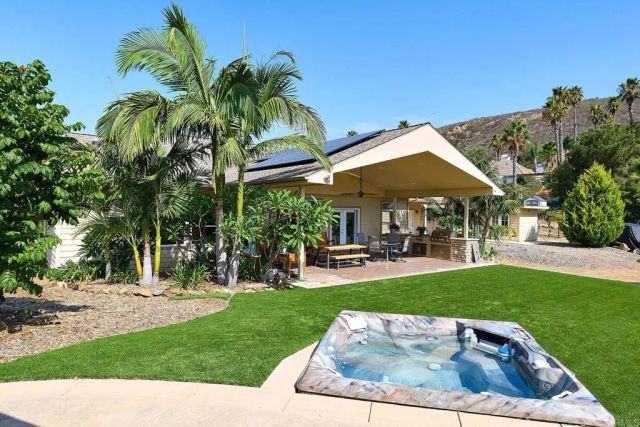 20125 Colina Encantada Way, Escondido, CA 92029