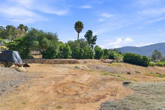 20125 Colina Encantada Way, Escondido, CA 92029