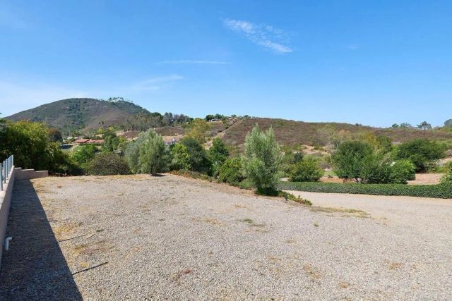 20125 Colina Encantada Way, Escondido, CA 92029