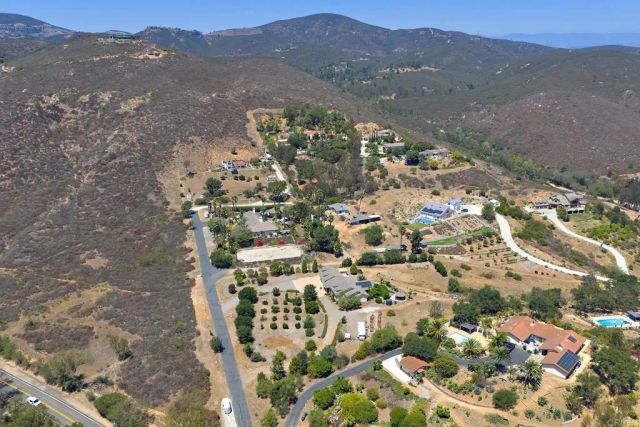 20125 Colina Encantada Way, Escondido, CA 92029