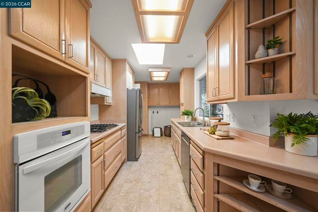 700 Miner, Orinda, CA 94563