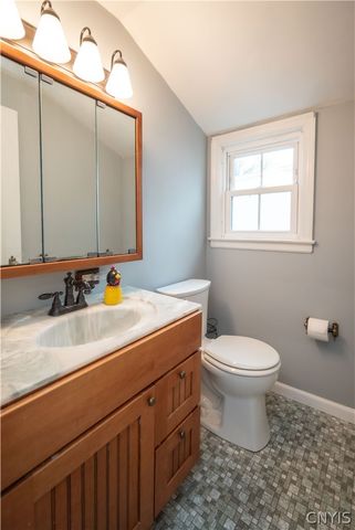 1 Allen Road, New Hartford, NY 13413