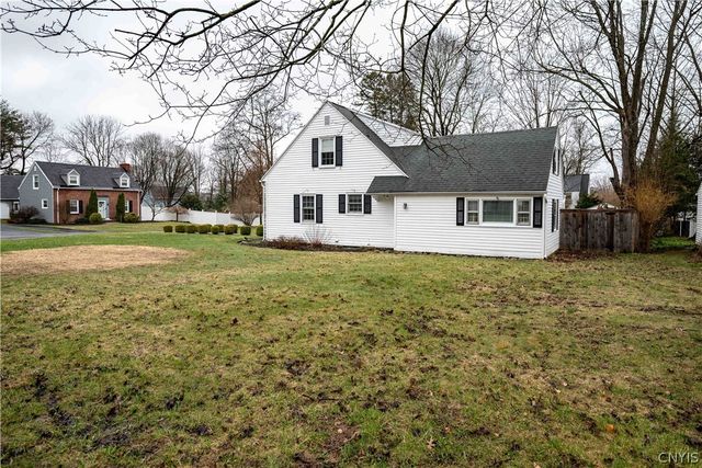 1 Allen Road, New Hartford, NY 13413