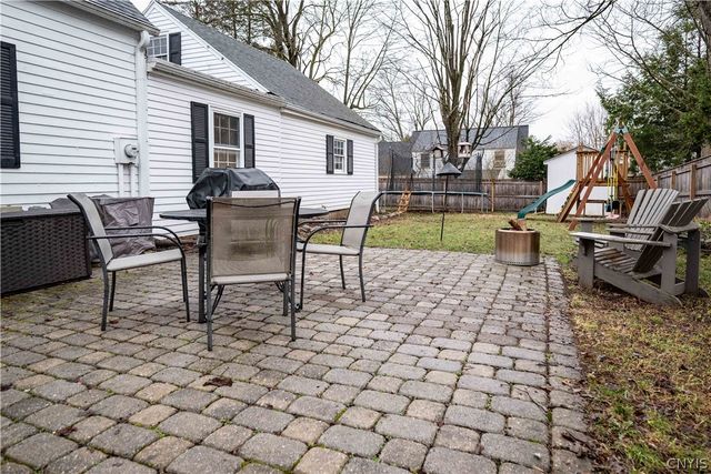 1 Allen Road, New Hartford, NY 13413