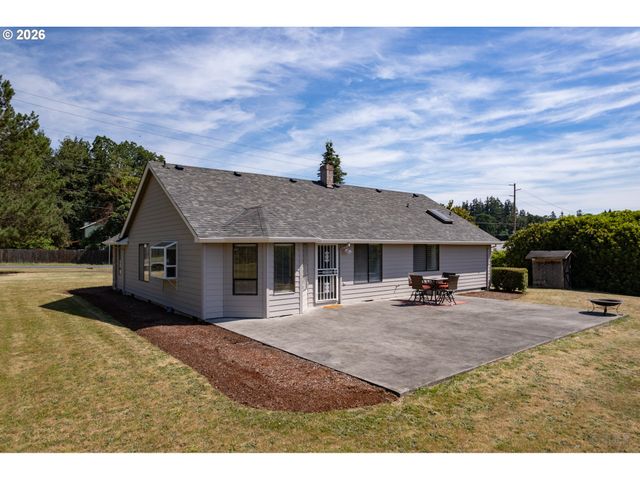34948 SYKES Rd, St Helens, OR 97051
