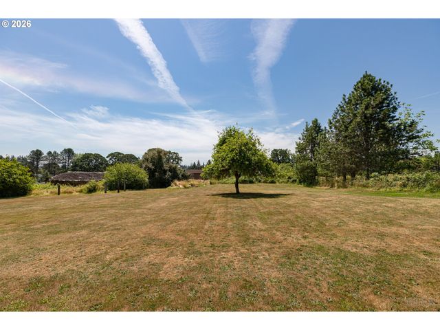34948 SYKES Rd, St Helens, OR 97051