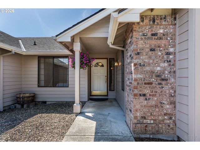 34948 SYKES Rd, St Helens, OR 97051
