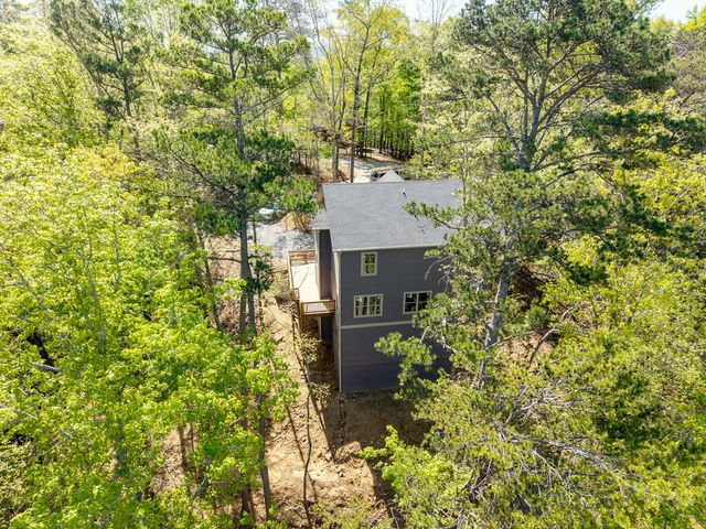123 Pamela Court, Ellijay, GA 30540