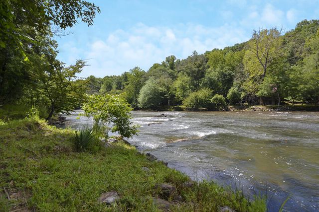 123 Pamela Court, Ellijay, GA 30540