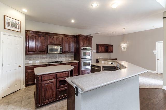 3418 United Lane, Frisco, TX 75034