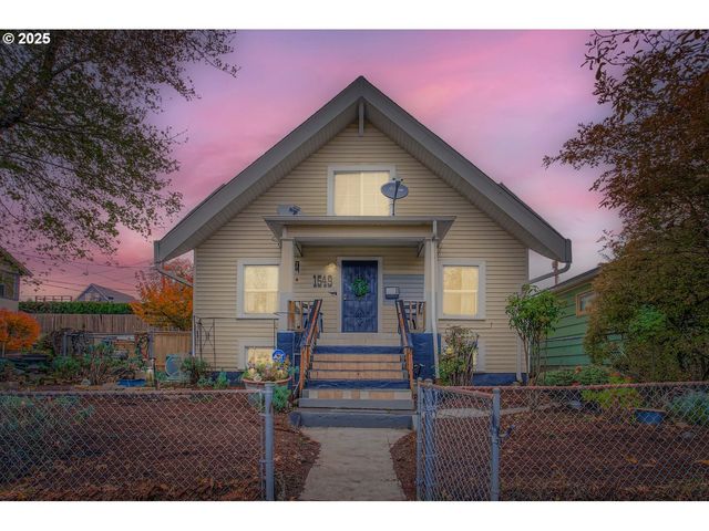1549 N BLANDENA St, Portland, OR 97217